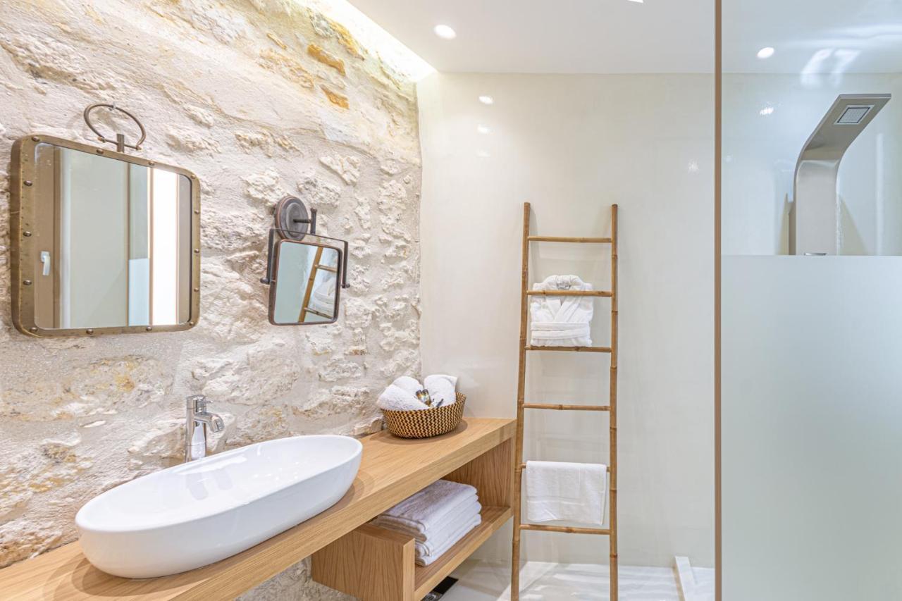 Chandakos 8 Design Apts Candia Esterno foto