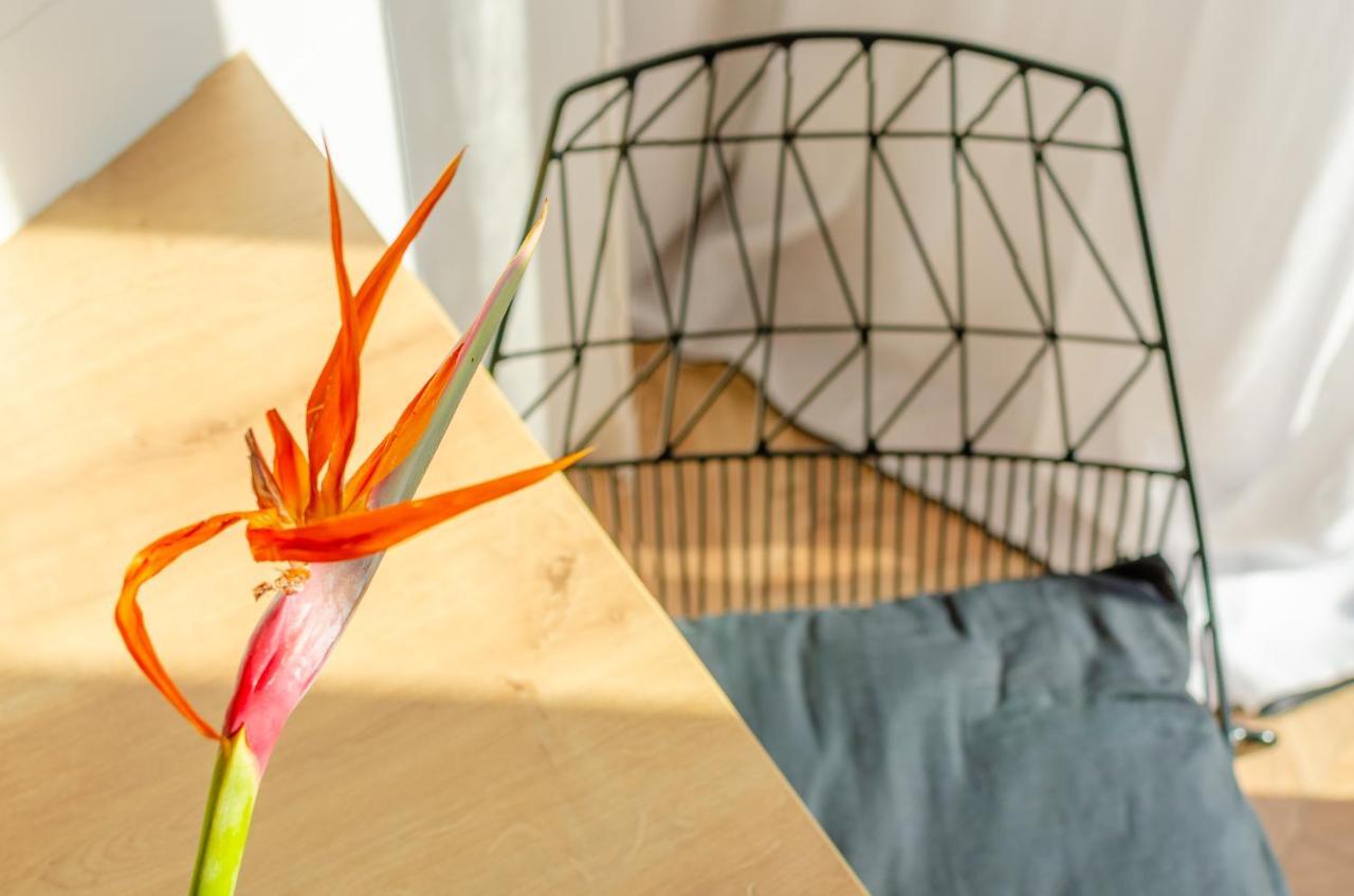 Chandakos 8 Design Apts Candia Esterno foto